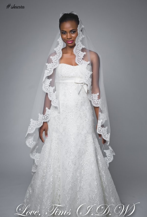 SAY “I DO” TO THESE 7 GORGEOUS WHITE WEDDING DRESSES