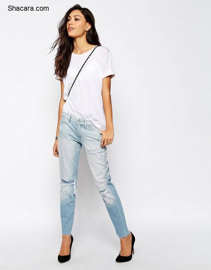RIPPED WHAT? THIS ARE THE BIGGEST DENIM TREND RIGHT NOW.