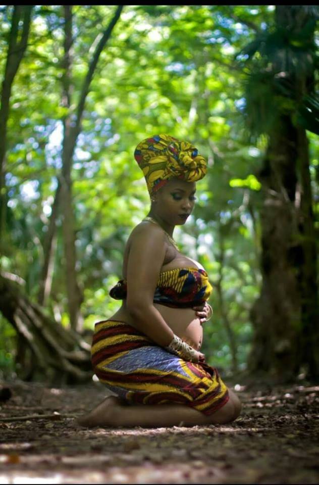 TRENDY AND FAVOURITE AFRICAN PREGNANCY SHOOTS TO TRY
