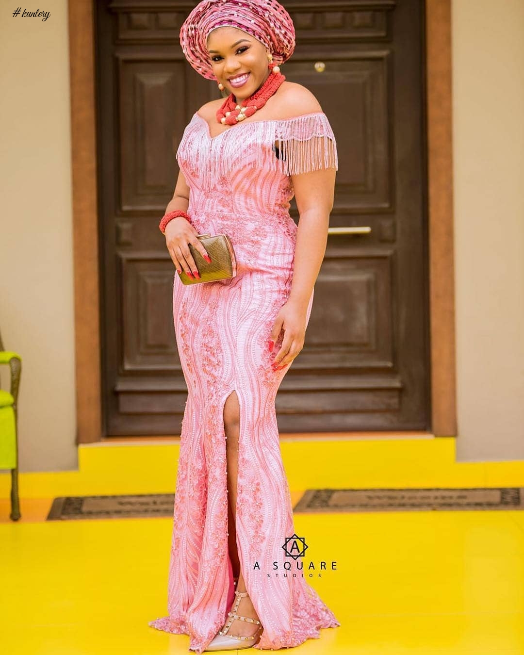 TRENDY AND STYLISH ASO EBI STYLES FASHIONABLE LADIES ARE SLAYING THIS WEEK
