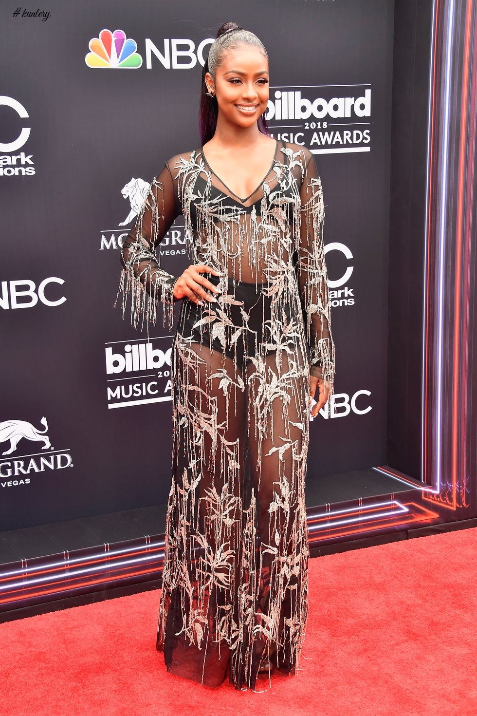 Red Carpet Fab! Janet Jackson, Ciara, Jennifer Lopez, More At The 2018 Billboard Music Awards