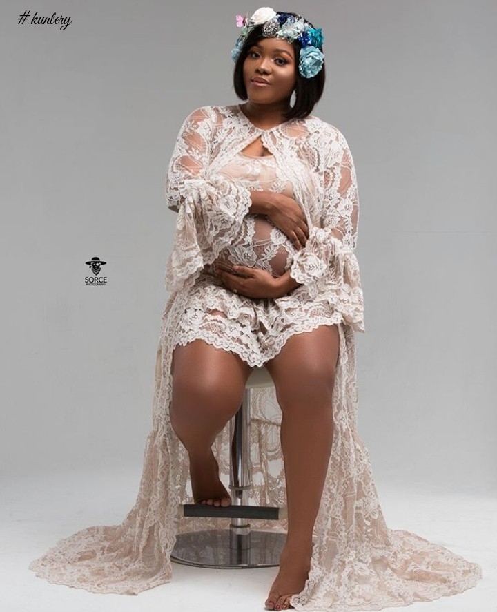 Check Out Celebrity Stylist, Akosua Vee’s Cute Baby Bump Pictures Here
