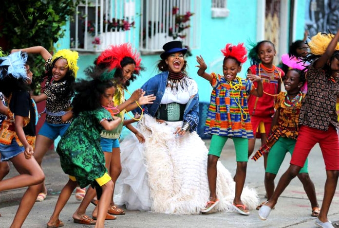 Janet Jackson Turns Brooklyn To Africa With African Print In New Video Shoot & Does Akwaaba Dance