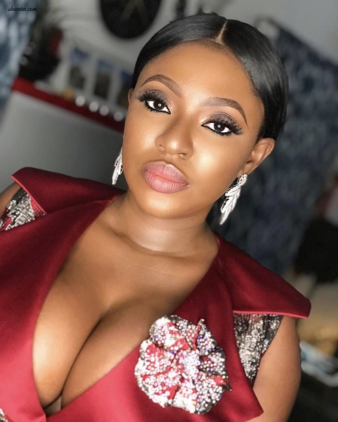 Hot Mom! Check Out Yvonne Jegede’s Fairytale Look At The Premiere Of Being Annabel