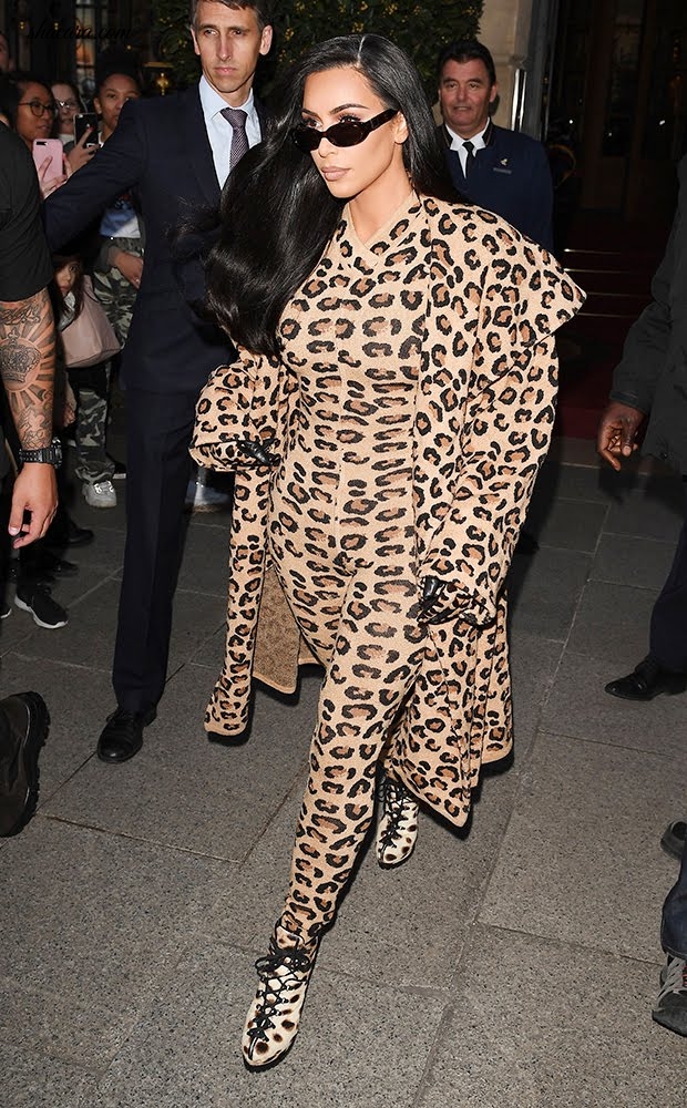 Kim Kardashian Rocks Head-To-Toe Cheetah Prints During Paris Fashion Week