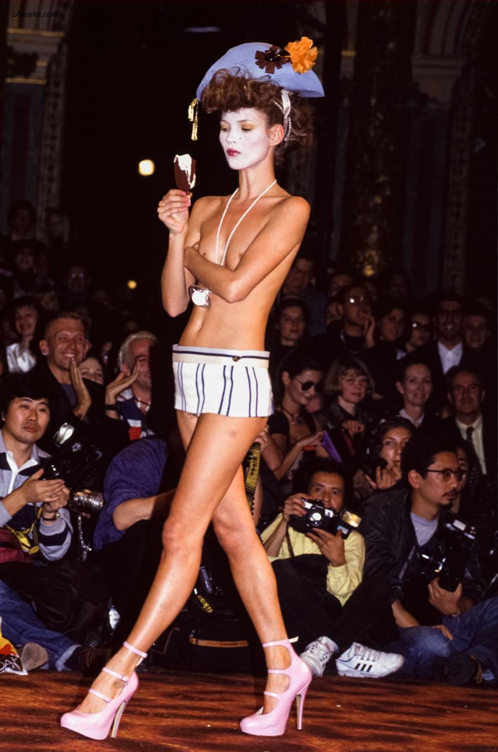 5 Times That Kate Moss Ruled The Runway