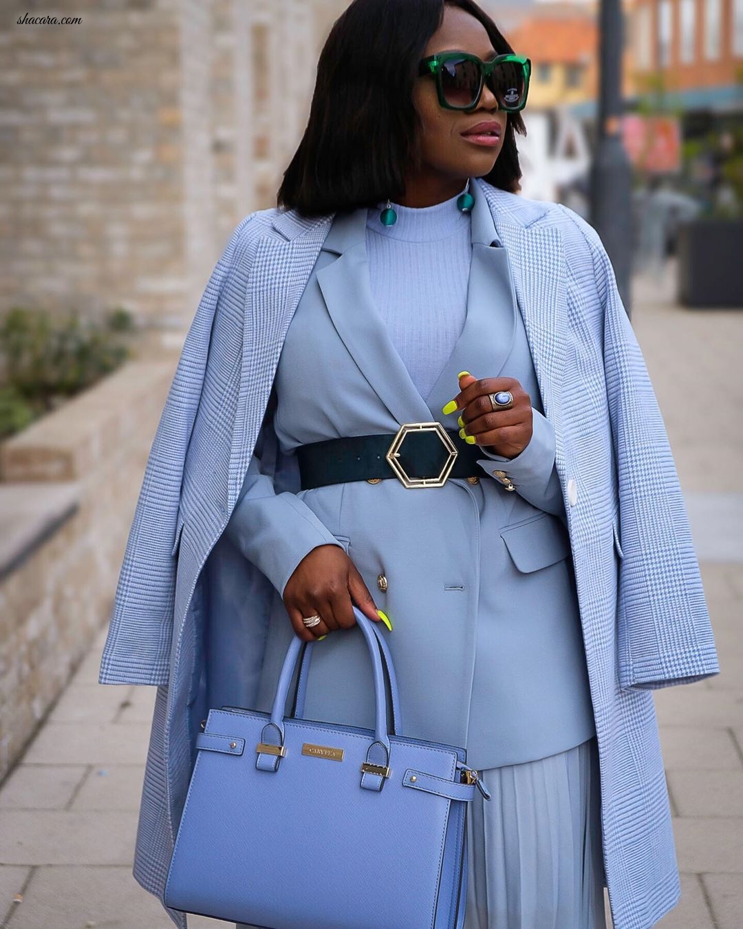 Meet The Nigerian Style Girl That Serves Multiple Looks In One Colour Each Week