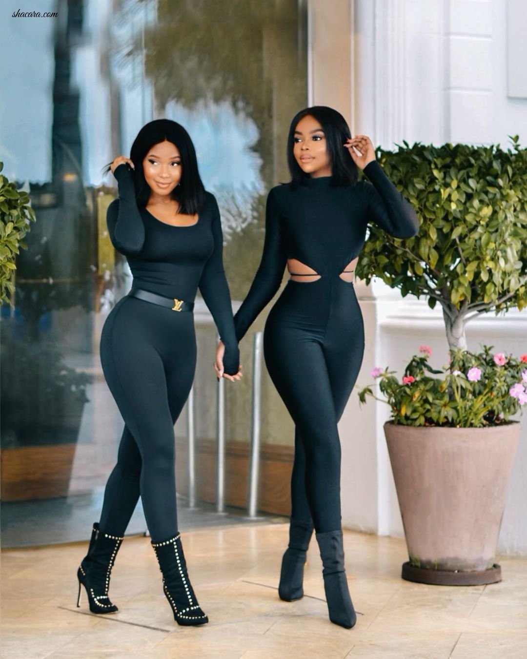 #HOTSHOTS: These Two South African Based Beauties Just Lit The Internet Of Fire With Their ‘All Black’ Look