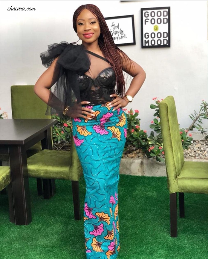 See The Ladies Going Loud With African Fashion In 2019, WARNING: Only For Attention Grabbers